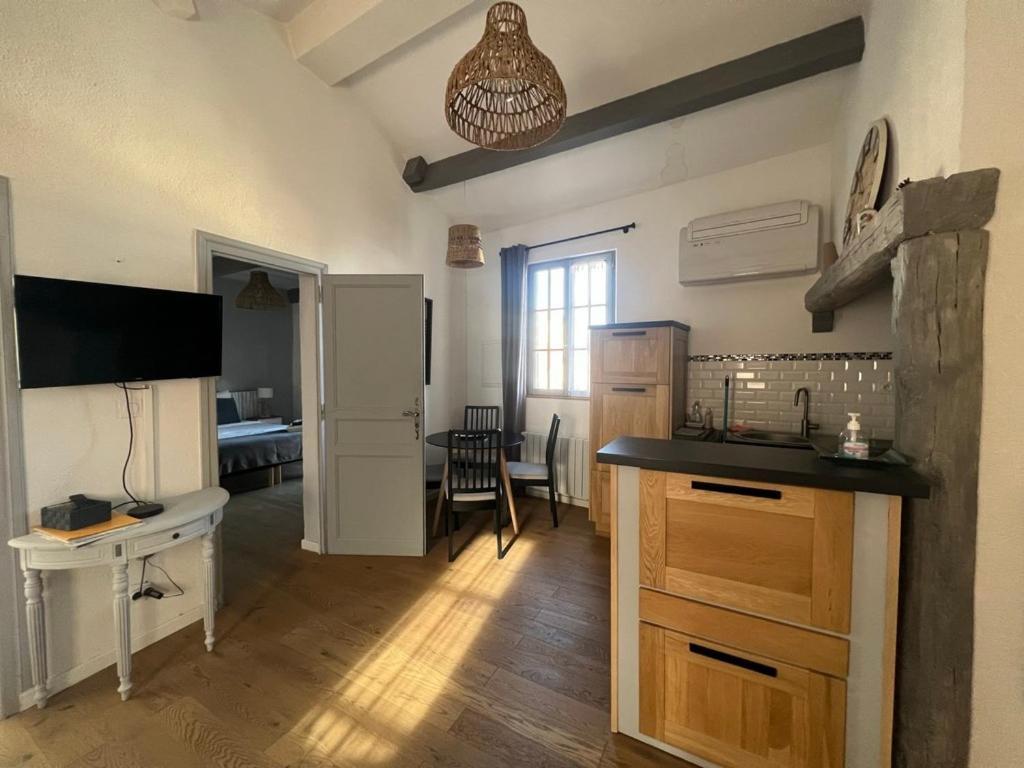 Appartement A 50 M De La Place Aux Herbes Uzès Exteriér fotografie