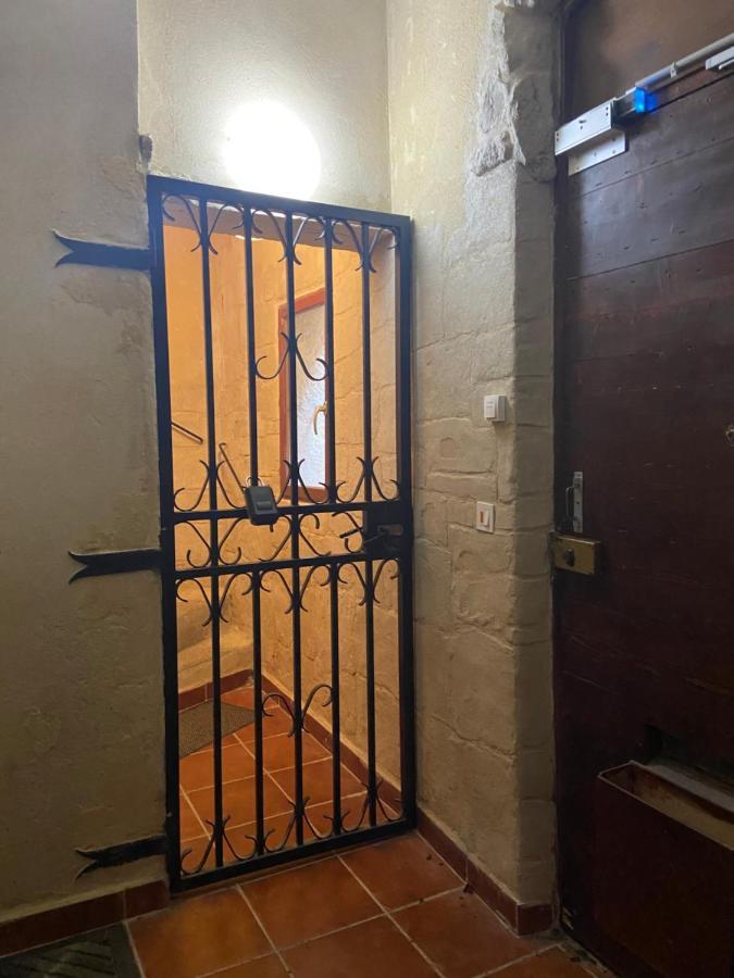 Appartement A 50 M De La Place Aux Herbes Uzès Exteriér fotografie